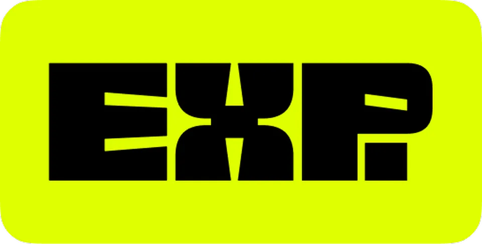 Il logo EXP: lettere nere squadrate su un rettangolo giallo acido dagli angoli arrotondati.